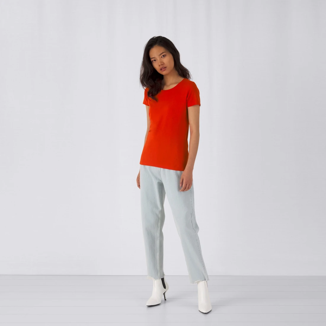 tw049-i-bc-fire-red-03-1702593390 tw049-i-bc-fire-red-03-1702593390